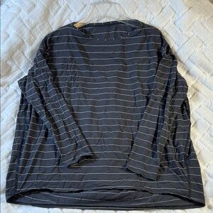 lululemon athletica Gray Striped Long Sleeve Top size small +Reusable Bag